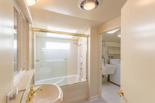 25625 Tierra Grande Drive, Carmel CA: https://media.crmls.org/mediaz/20a54d6d-f0a7-4978-8f53-e797c61757b2.jpg