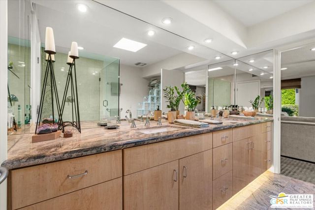 526 W Chino Canyon Road, Palm Springs, CA 92262
