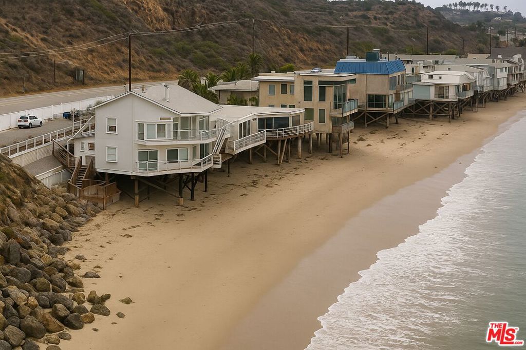 44000 Pacific Coast Highway — Traditional