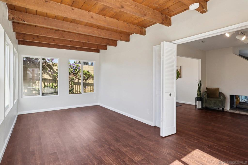 MLS #250039467SD image #10