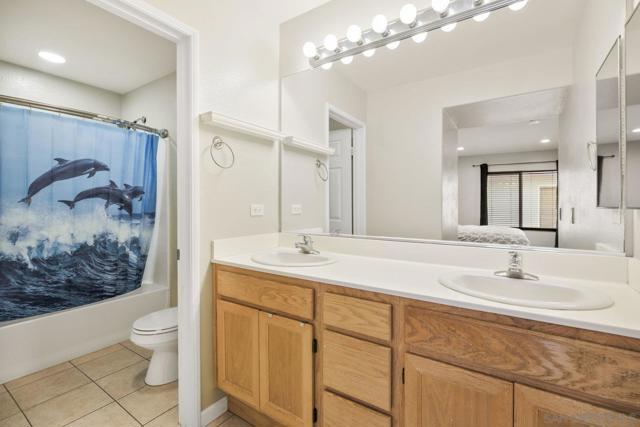 1376 Normandy Dr, Chula Vista CA: https://media.crmls.org/mediaz/20a83499-9588-4304-a7be-2ef598ecc289.jpg