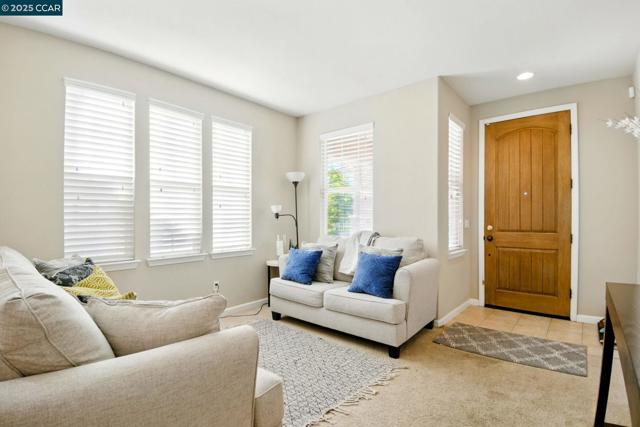 35 Belluno Dr, Stockton CA: https://media.crmls.org/mediaz/20a978ba-6ea0-447c-b565-137e5bcddc36.jpg