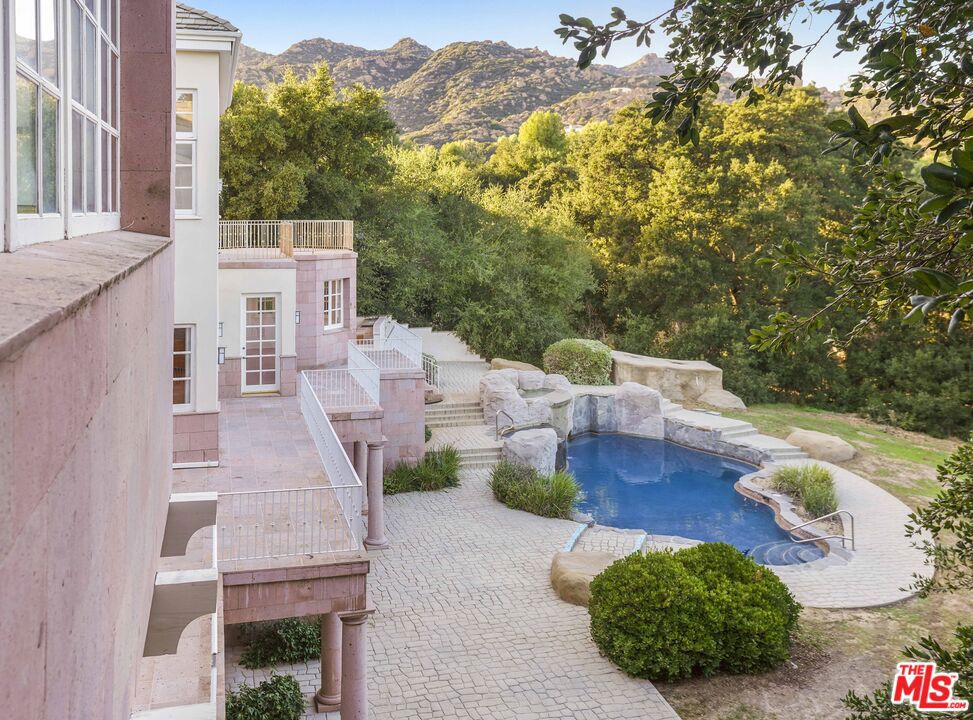 MLS #25602713 image #64