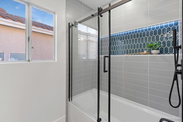 MLS #250038764SD image #28