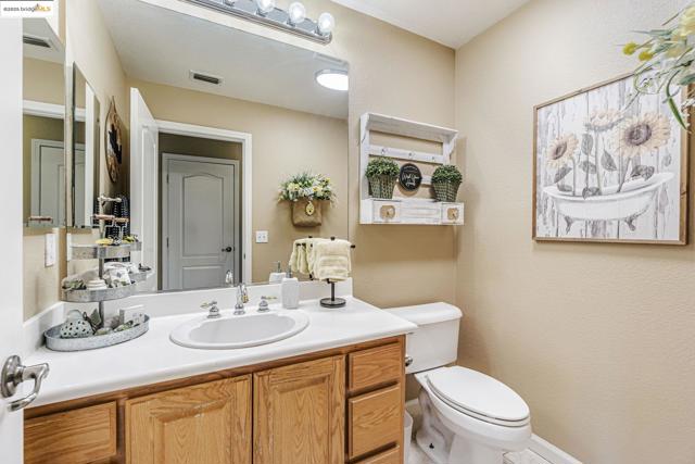 2480 Stanford Way, Antioch CA: https://media.crmls.org/mediaz/20ab82e6-e114-4102-9d58-7e8ec3f0d6f7.jpg