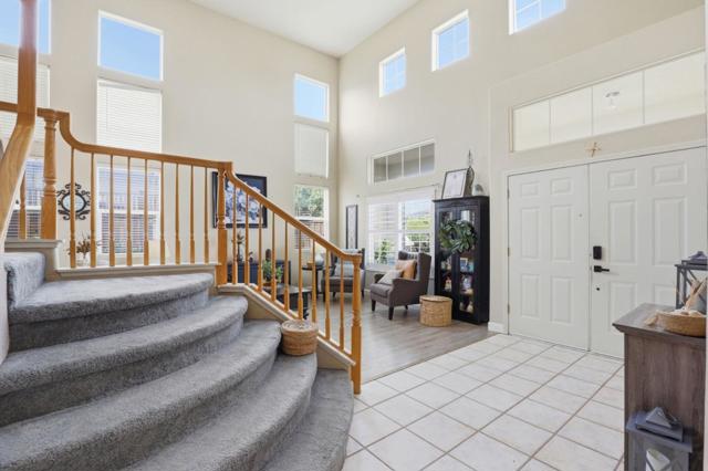 1510 Dovetail Way, Gilroy CA: https://media.crmls.org/mediaz/20acdf2c-7ab0-4961-827a-1595c99235ae.jpg