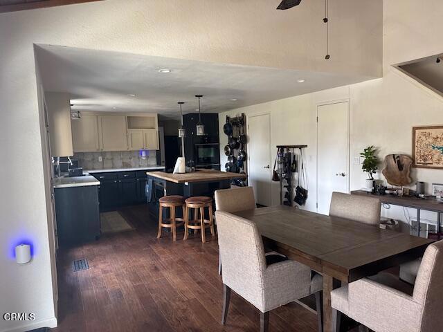 Detail Gallery Image 19 of 46 For 2841 Black Horse Ln, Paso Robles,  CA 93446 - 3 Beds | 2/1 Baths