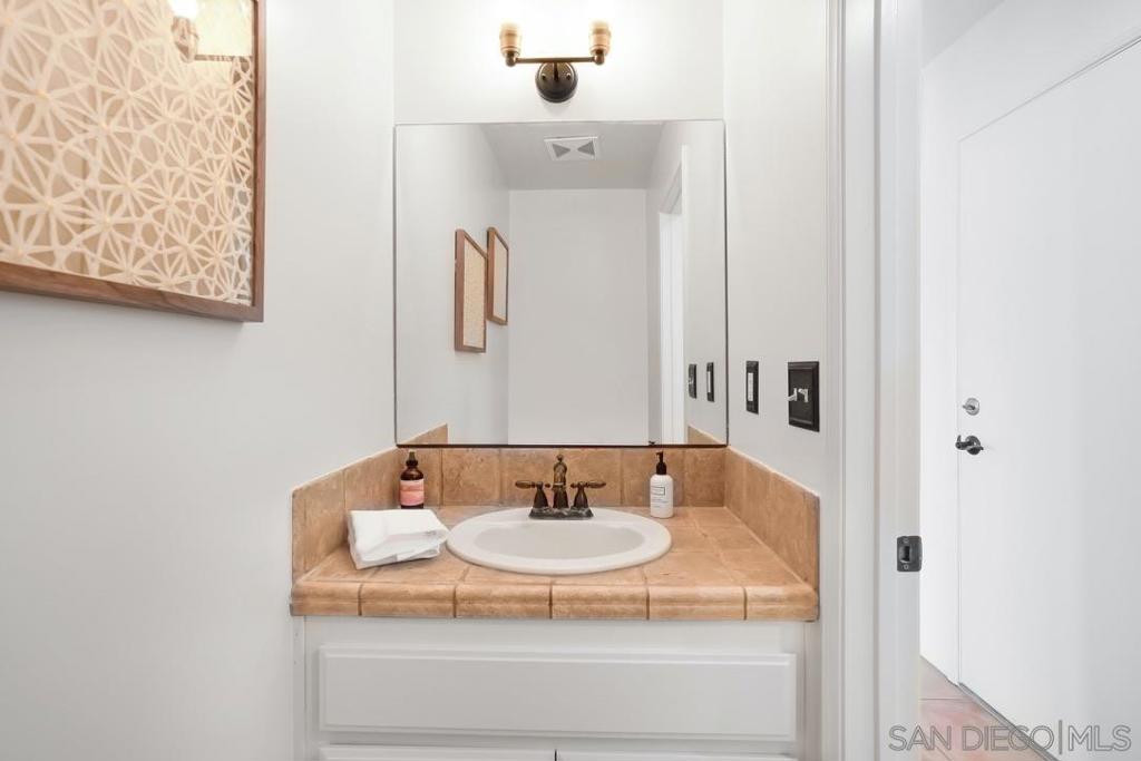 MLS #250040901SD image #5