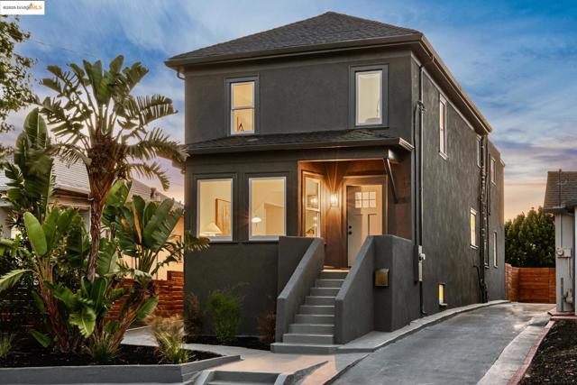 4015 Rhoda Ave, Oakland CA: https://media.crmls.org/mediaz/20ad7bfb-8af1-4cd5-8ccd-a6e36fe18011.jpg