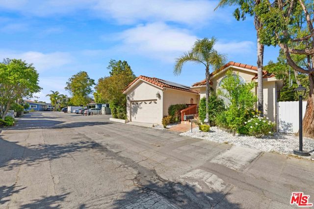 1196 Aztec, Topanga, California 90290, 3 Bedrooms Bedrooms, ,2 BathroomsBathrooms,Single Family Residence,For Sale,Aztec,24397275