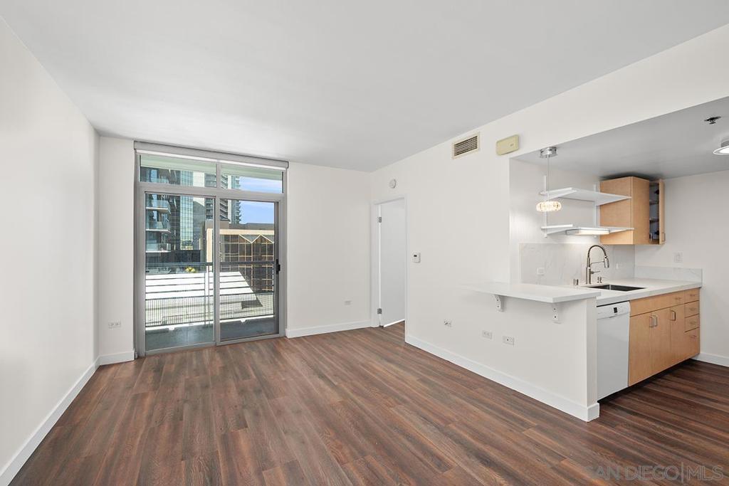 425 Beech Street - photo 2