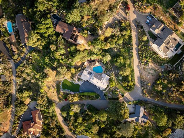 16204 Orchard Bend Rd, Poway CA: https://media.crmls.org/mediaz/20b02a42-01fc-4c8b-ab3e-7398190f6de7.jpg