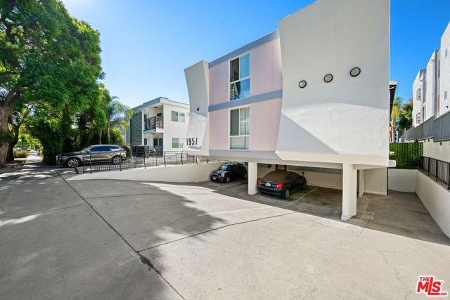 1951 Selby Avenue, Los Angeles CA: https://media.crmls.org/mediaz/20b05aa2-6071-4a5b-9519-ba4c77bf07e0.jpg