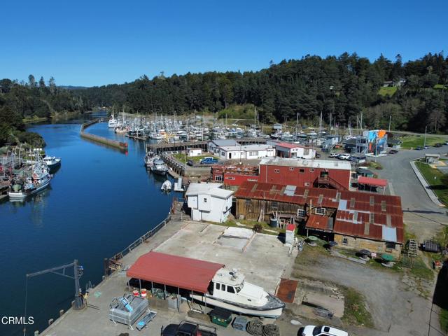 Detail Gallery Image 10 of 25 For 19290 S Harbor Dr, Fort Bragg,  CA 95437 - – Beds | – Baths