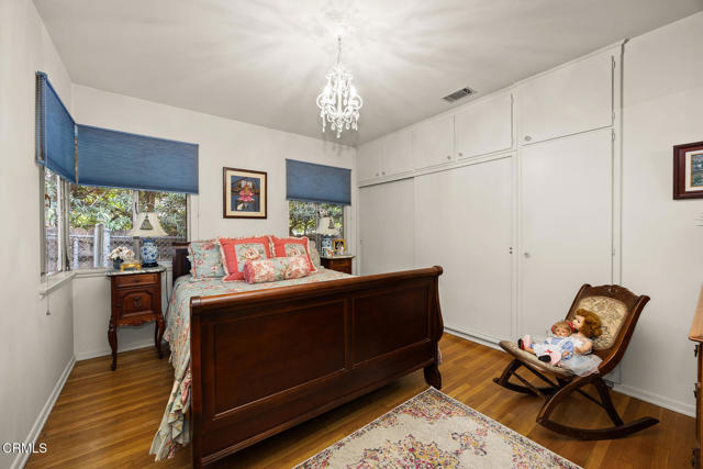 Detail Gallery Image 15 of 47 For 710 S Grand Ave, Pasadena,  CA 91105 - 4 Beds | 3 Baths