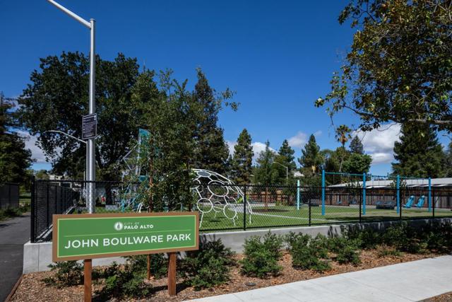 360 Fernando Avenue, Palo Alto CA: https://media.crmls.org/mediaz/20b1fee4-767d-4aab-9296-411d30724208.jpg