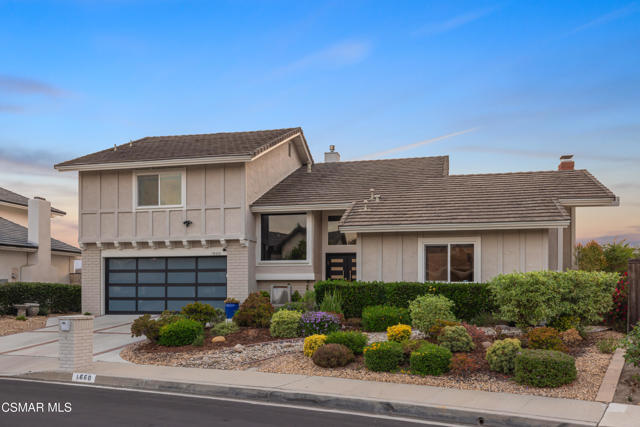 1660 Valecroft Avenue, Westlake Village CA: https://media.crmls.org/mediaz/20b45905-c9db-4e0f-90da-4f062b60897b.jpg