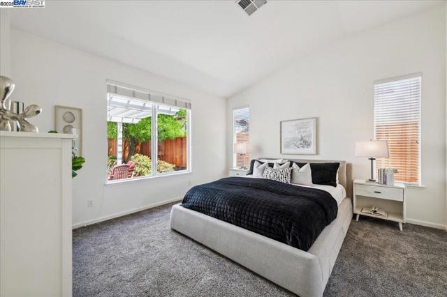 4946 Sequoia Ave, Dublin CA: https://media.crmls.org/mediaz/20b58e12-5330-485a-8032-ea47f45878c8.jpg