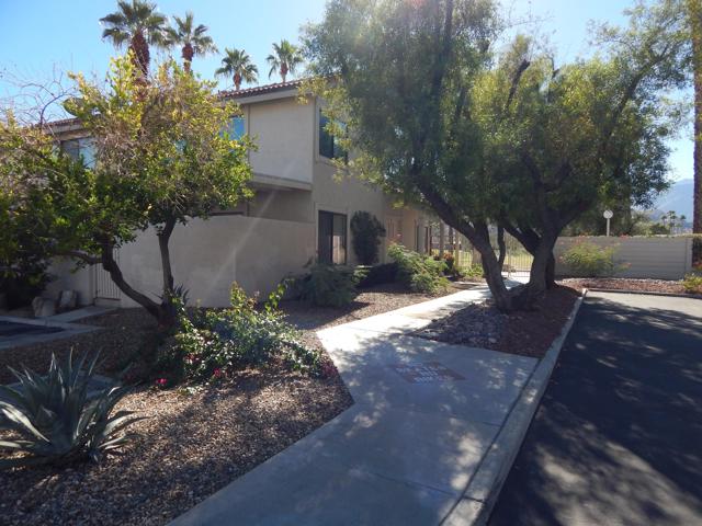 2010 Lawrence Crossley Road #1, Palm Springs, CA 92264