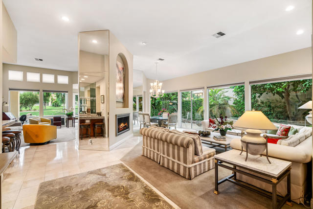 75063 Spyglass Drive, Indian Wells CA: https://media.crmls.org/mediaz/20b790a5-cfcb-4570-9b97-bc745d7797e0.jpg