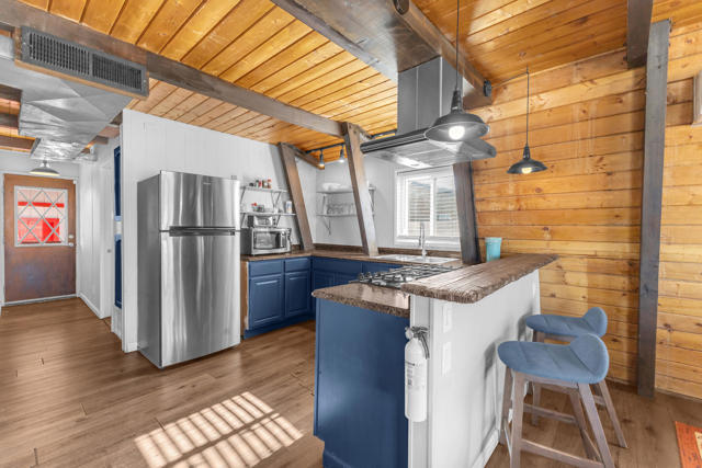 71915 Samarkand Drive, 29 Palms CA: https://media.crmls.org/mediaz/20b7a8c4-8283-4c98-be36-197993a7ed69.jpg
