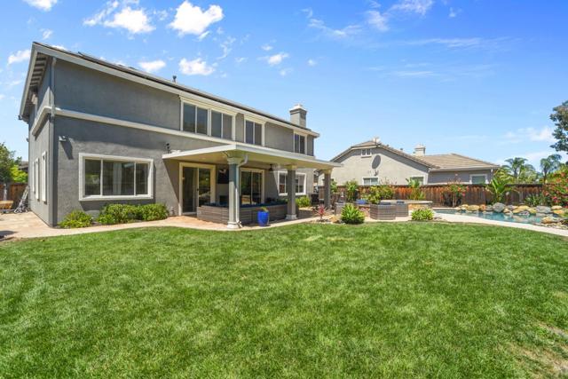 2264 Star Lilly Court, Brentwood CA: https://media.crmls.org/mediaz/20b8e2f4-826f-4d0f-b1c2-0402f40b31bf.jpg