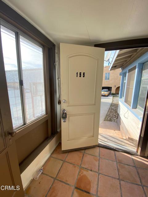 153 S South Laurel Street, Ventura CA: https://media.crmls.org/mediaz/20b95f43-e9ec-485c-998c-6dc9ca0cb5b5.jpg