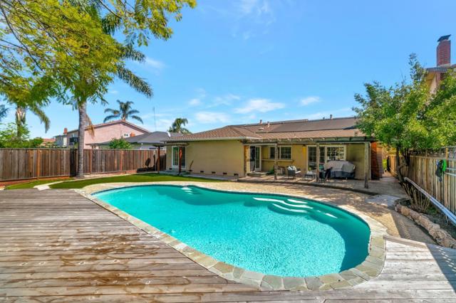 184 Park Sharon Drive, San Jose CA: https://media.crmls.org/mediaz/20b98a57-651c-416c-8ec0-7c08e85fb9b5.jpg