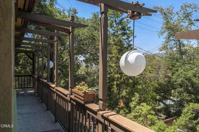 469 Sycamore Glen, Pasadena CA: https://media.crmls.org/mediaz/20b9c05e-b603-4201-ae4b-89bd0c9d7778.jpg