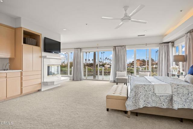 3097 Bayshore Avenue, Ventura CA: https://media.crmls.org/mediaz/20bb9743-2434-46ef-8f7c-fa7f3f9d4a83.jpg
