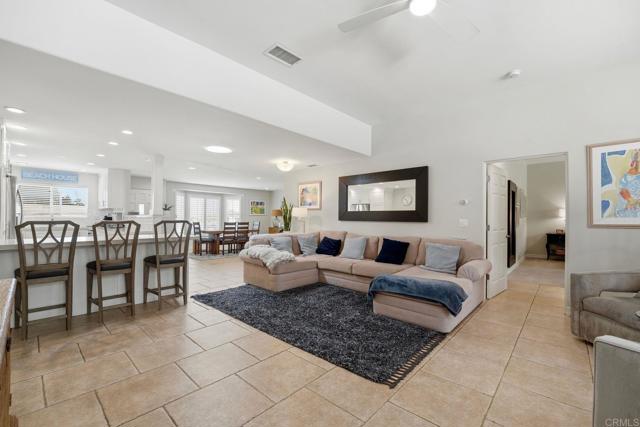 Detail Gallery Image 14 of 45 For 1839 Freda Ln, Cardiff By The Sea,  CA 92007 - 5 Beds | 4 Baths