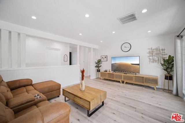 8688 Cranford Avenue photo 6