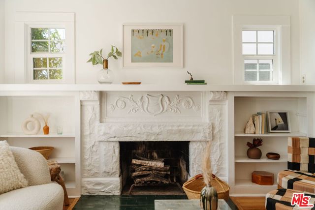 5421 Stratford Road, Los Angeles CA: https://media.crmls.org/mediaz/20be75ec-8cd2-4772-b548-62f30422bea9.jpg