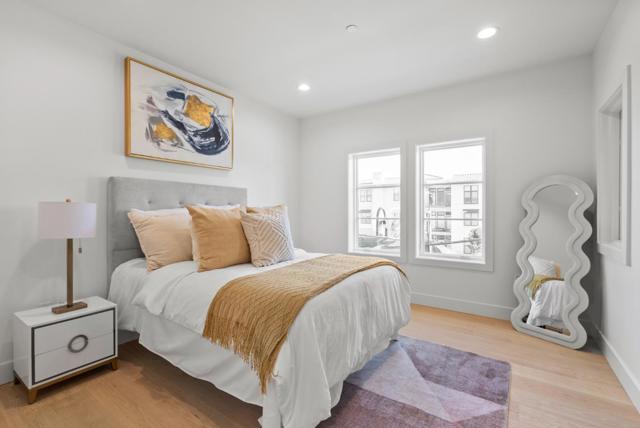 560 El Camino Real, San Carlos CA: https://media.crmls.org/mediaz/20bf8f1b-c363-4a2d-9972-aba87bf83389.jpg