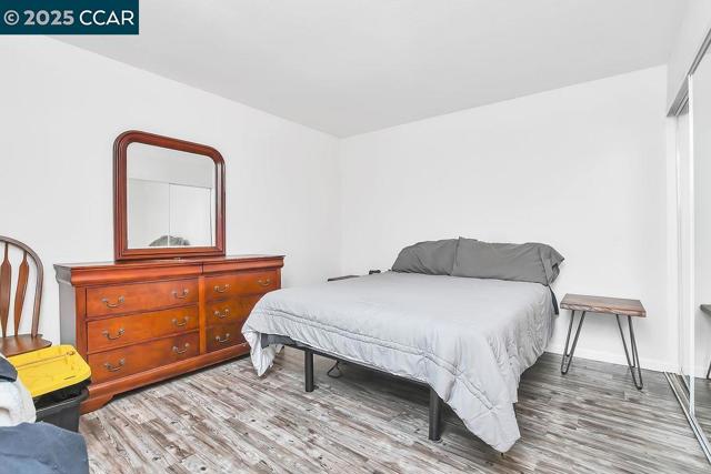 1255 Lakeview Cir, Pittsburg CA: https://media.crmls.org/mediaz/20bfa4e4-3d2d-4805-ae46-2808e7eca19a.jpg