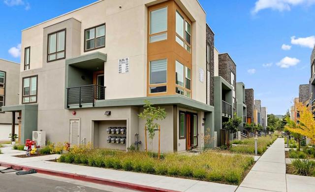 6681 Optimum Loop, San Jose CA: https://media.crmls.org/mediaz/20c0e54c-84fb-40c6-a4eb-d5da4e911d64.jpg
