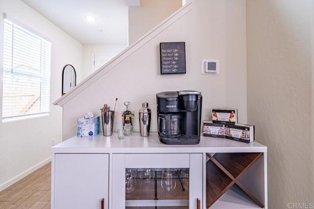 Detail Gallery Image 6 of 26 For 6446 E Meritage Dr, Fresno,  CA 93727 - 3 Beds | 2/1 Baths