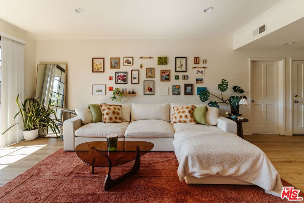 10336 Almayo Avenue #203