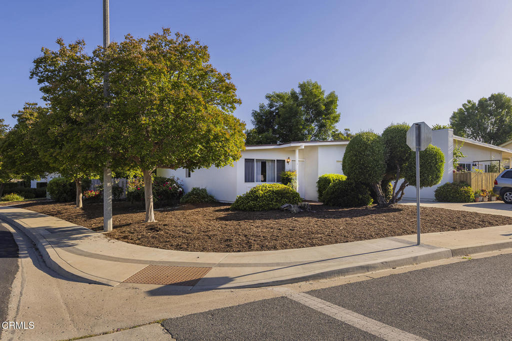 1141 Anita Avenue