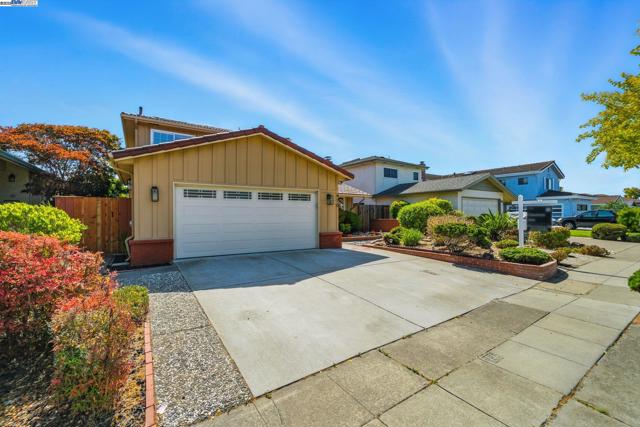 420 Camden Rd, Alameda CA: https://media.crmls.org/mediaz/20c25e1e-cc58-457c-a4e2-97c85ae2d9bf.jpg