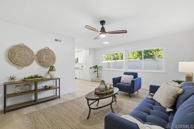 Detail Gallery Image 19 of 37 For 12209 Casero Pl, San Diego,  CA 92128 - 2 Beds | 2 Baths