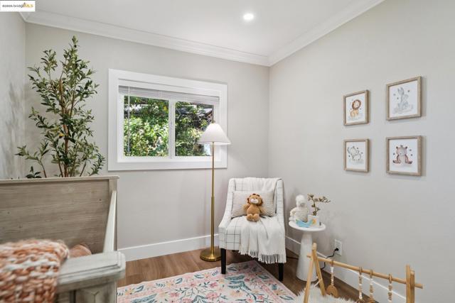 744 Coventry Road, Kensington CA: https://media.crmls.org/mediaz/20c3fa44-e46e-4dda-b6dd-e07f655aadd1.jpg