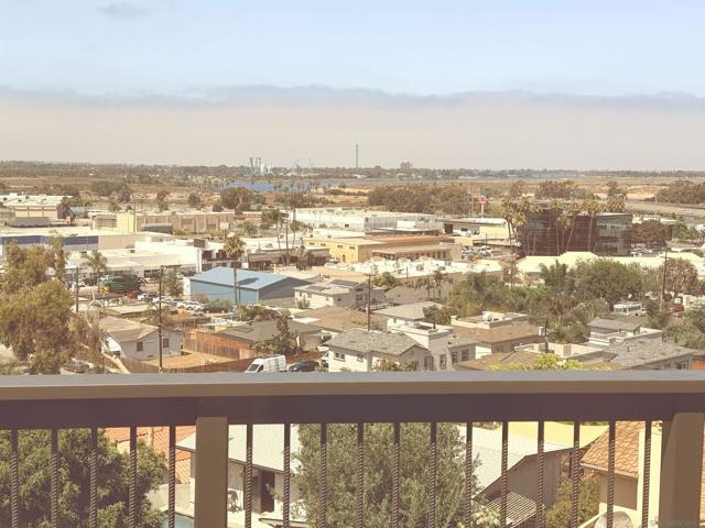 5139 Hilda Rd, San Diego CA: https://media.crmls.org/mediaz/20c4893e-38a1-4e3f-8971-5385d8e90486.jpg