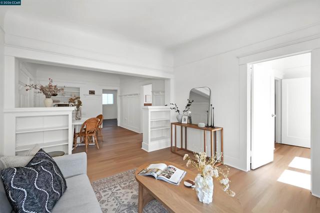 Image 14 of 58 For 456 4th St  