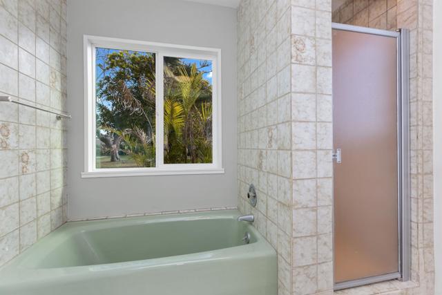 513 Canyon Drive, Solana Beach CA: https://media.crmls.org/mediaz/20c5c083-a368-45e9-9ae2-f88b9195b43a.jpg