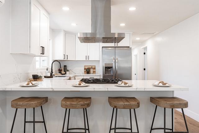 3008 C Ave, National City CA: https://media.crmls.org/mediaz/20c65267-bec9-43ab-97a0-21e837abb6c5.jpg