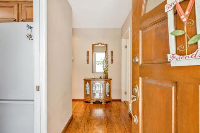 2941 Fleetwood Drive, San Bruno CA: https://media.crmls.org/mediaz/20c6f0c9-4d5f-43fc-88b7-128a74f596c6.jpg