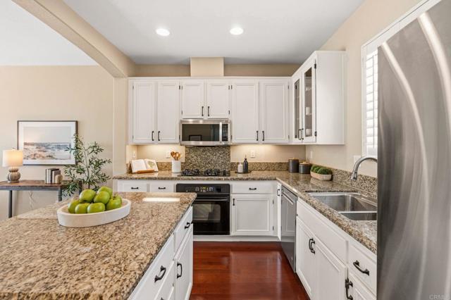 Detail Gallery Image 10 of 51 For 16914 Torbett Ln #16,  San Diego,  CA 92127 - 2 Beds | 2/1 Baths