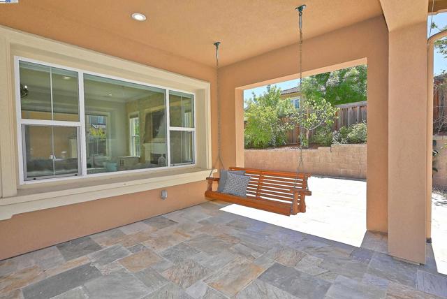 3009 Drysdale St, Danville CA: https://media.crmls.org/mediaz/20c75262-aea2-48bf-8065-0138b9780157.jpg