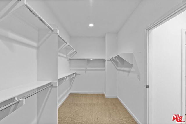 20650 Huntley Way, Santa Clarita CA: https://media.crmls.org/mediaz/20c772e7-c6b7-409a-9193-fe12be5565c7.jpg